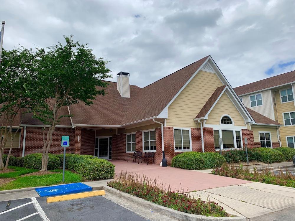 Residence Inn Houston North Exterior photo