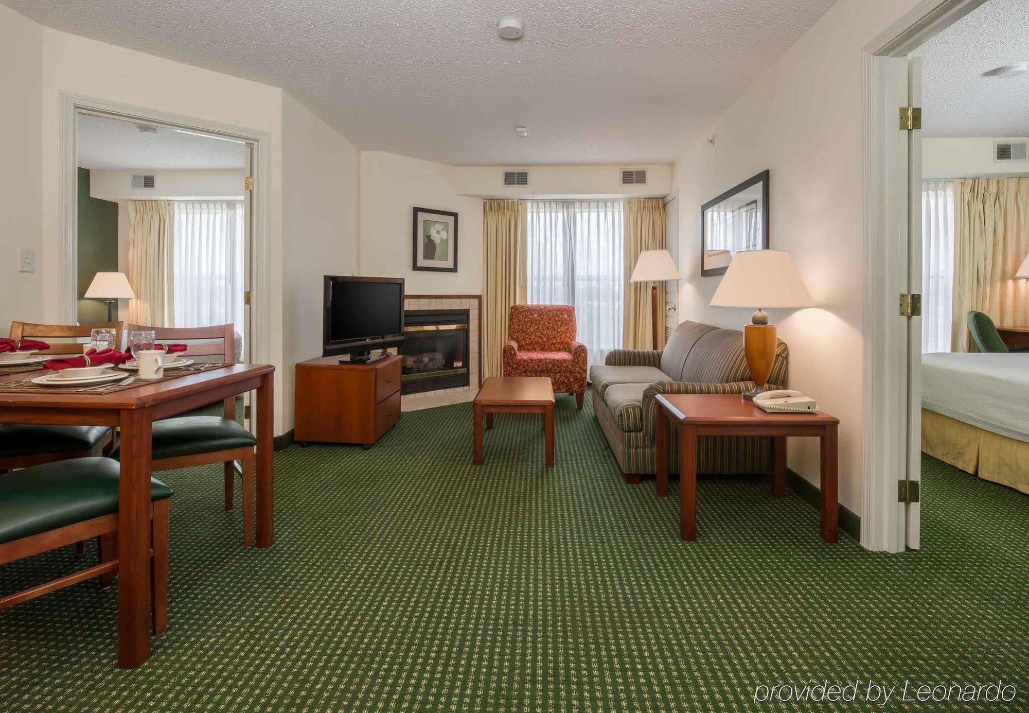 Residence Inn Houston North Exterior photo